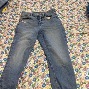 american eagle mom jeans